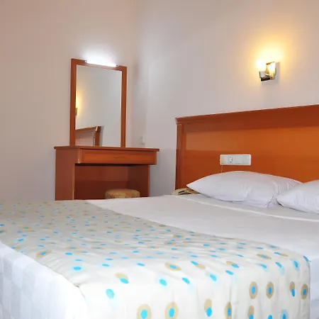 Hotel Cinar Family Suite Hotel Side 3*