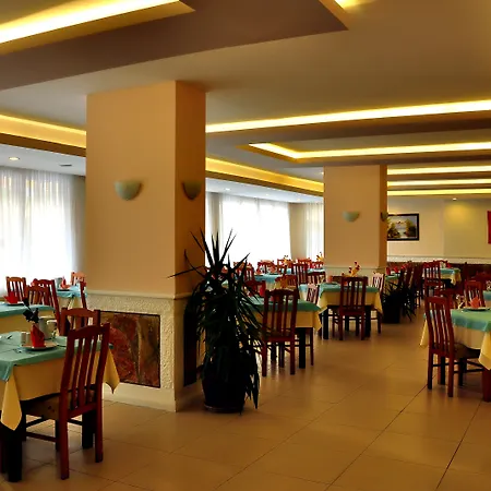 Cinar Family Hotel 3*