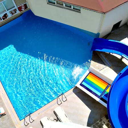 Hotel Cinar Family 3*